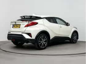 Toyota C-HR (2017) thumbnail 28