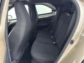 Toyota Aygo X (2024) thumbnail 26
