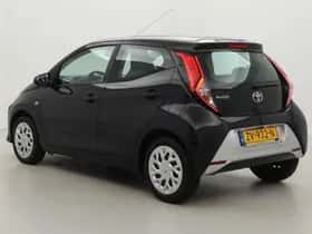 Toyota Aygo (2019) thumbnail 4
