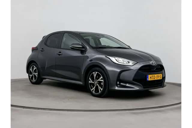 Toyota Yaris (2025) thumbnail 1