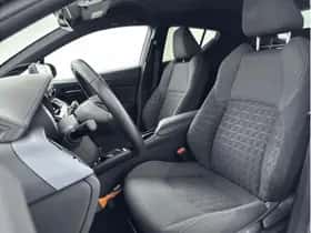 Toyota C-HR (2021) thumbnail 11