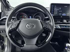 Toyota C-HR (2021) thumbnail 15