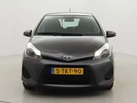Toyota Yaris (2014) thumbnail 15