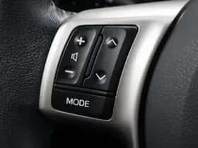 Toyota Yaris (2014) thumbnail 22