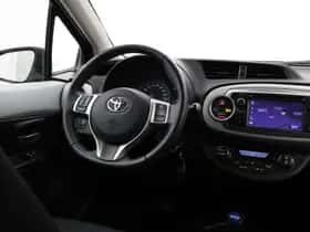 Toyota Yaris (2014) thumbnail 24