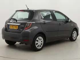 Toyota Yaris (2014) thumbnail 29
