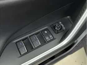 Toyota RAV4 (2022) thumbnail 15