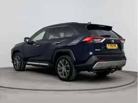 Toyota RAV4 (2022) thumbnail 4