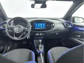 Toyota Aygo X (2024) thumbnail 2