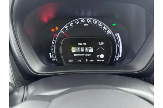 Toyota Aygo X (2024) thumbnail 3