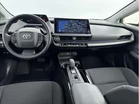 Toyota Prius (2023) thumbnail 2