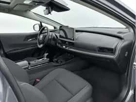 Toyota Prius (2023) thumbnail 28