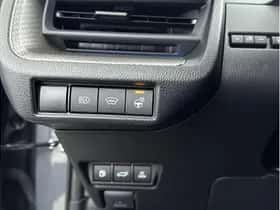 Toyota Prius (2023) thumbnail 8