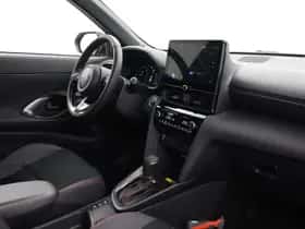 Toyota Yaris Cross (2025) thumbnail 38