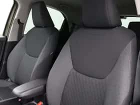 Toyota Yaris (2023) thumbnail 12