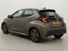 Toyota Yaris (2023) thumbnail 5