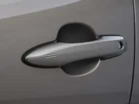 Toyota Yaris (2023) thumbnail 9