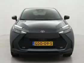 Toyota C-HR (2024) thumbnail 16