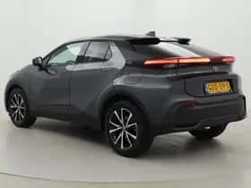 Toyota C-HR (2024) thumbnail 4