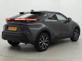 Toyota C-HR (2024) thumbnail 32