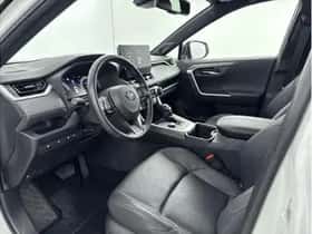 Toyota RAV4 (2023) thumbnail 15