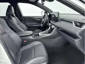 Toyota RAV4 (2023) thumbnail 23