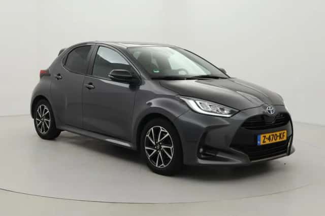 Toyota Yaris (2022) thumbnail 1