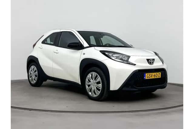 Toyota Aygo X (2024) thumbnail 1