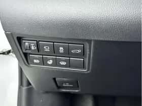 Toyota Yaris Cross (2024) thumbnail 8