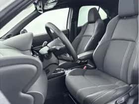 Toyota Yaris Cross (2024) thumbnail 10