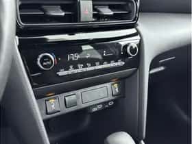 Toyota Yaris Cross (2025) thumbnail 6