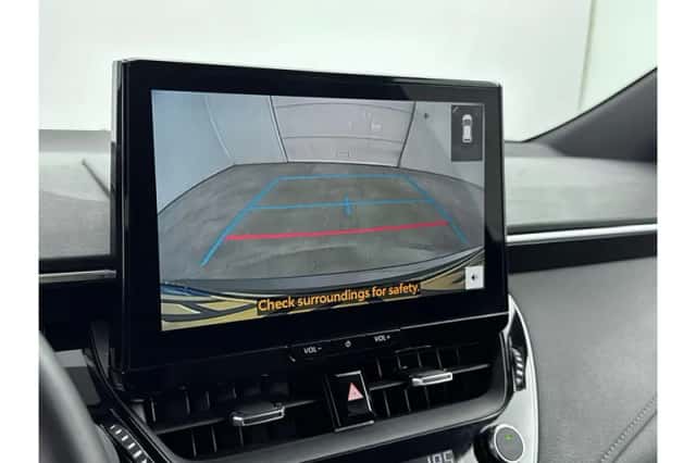 Toyota Corolla (2025) thumbnail 6