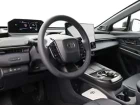 Toyota bZ4X (2026) thumbnail 2