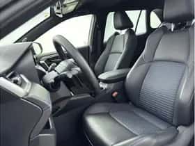 Toyota RAV4 (2024) thumbnail 13