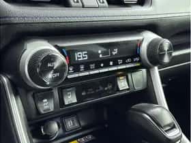 Toyota RAV4 (2024) thumbnail 20