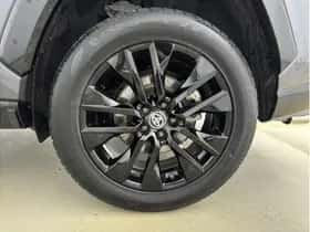 Toyota RAV4 (2024) thumbnail 8