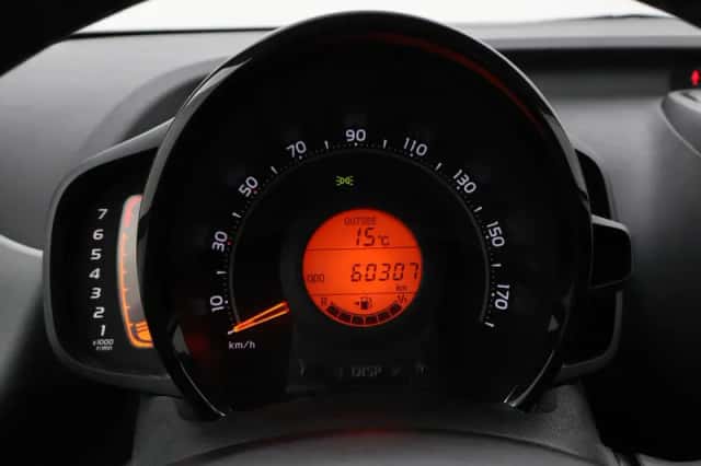 Toyota Aygo (2020) thumbnail 3
