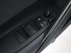 Toyota Corolla (2025) thumbnail 24