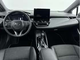 Toyota Corolla (2024) thumbnail 2