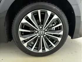 Toyota Corolla (2024) thumbnail 6