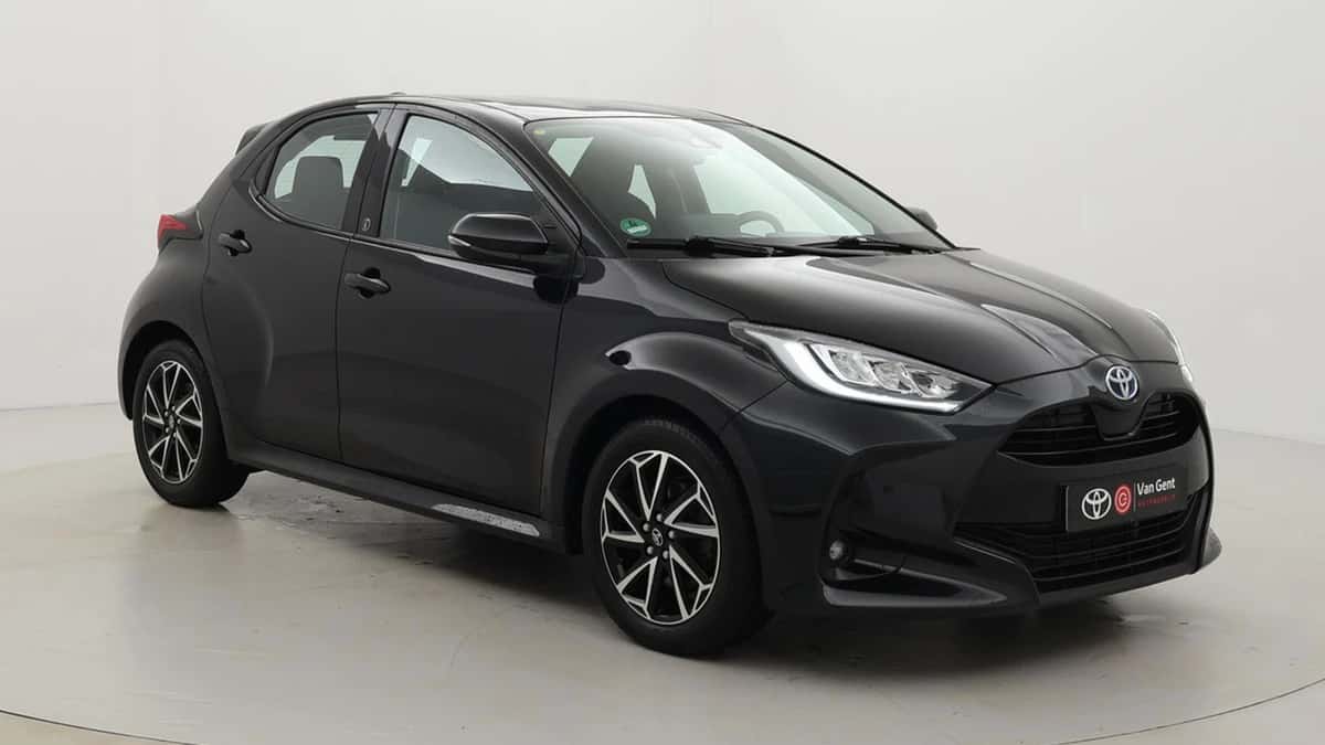 Toyota Yaris (2022) — foto 1
