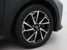 Toyota Yaris (2022) thumbnail 14
