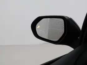 Toyota Yaris (2022) thumbnail 5