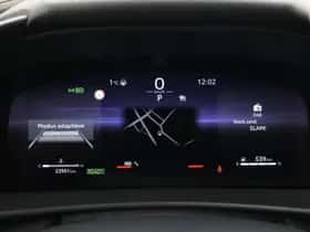 Toyota C-HR (2025) thumbnail 3