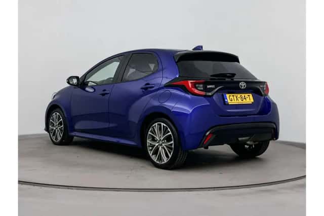Toyota Yaris (2025) thumbnail 4