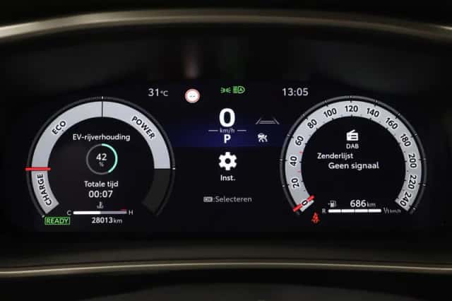 Toyota Corolla (2025) thumbnail 3
