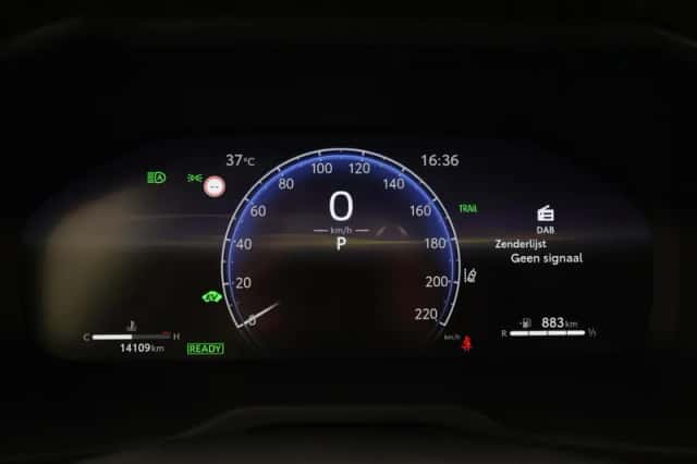 Toyota RAV4 (2026) thumbnail 3