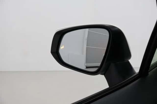Toyota RAV4 (2026) thumbnail 5