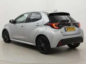 Toyota Yaris (2022) thumbnail 4