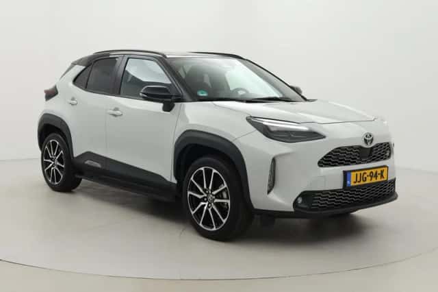 Toyota Yaris Cross (2025) thumbnail 1